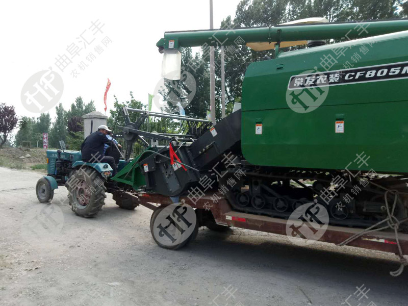 喜提大型收割機(jī)